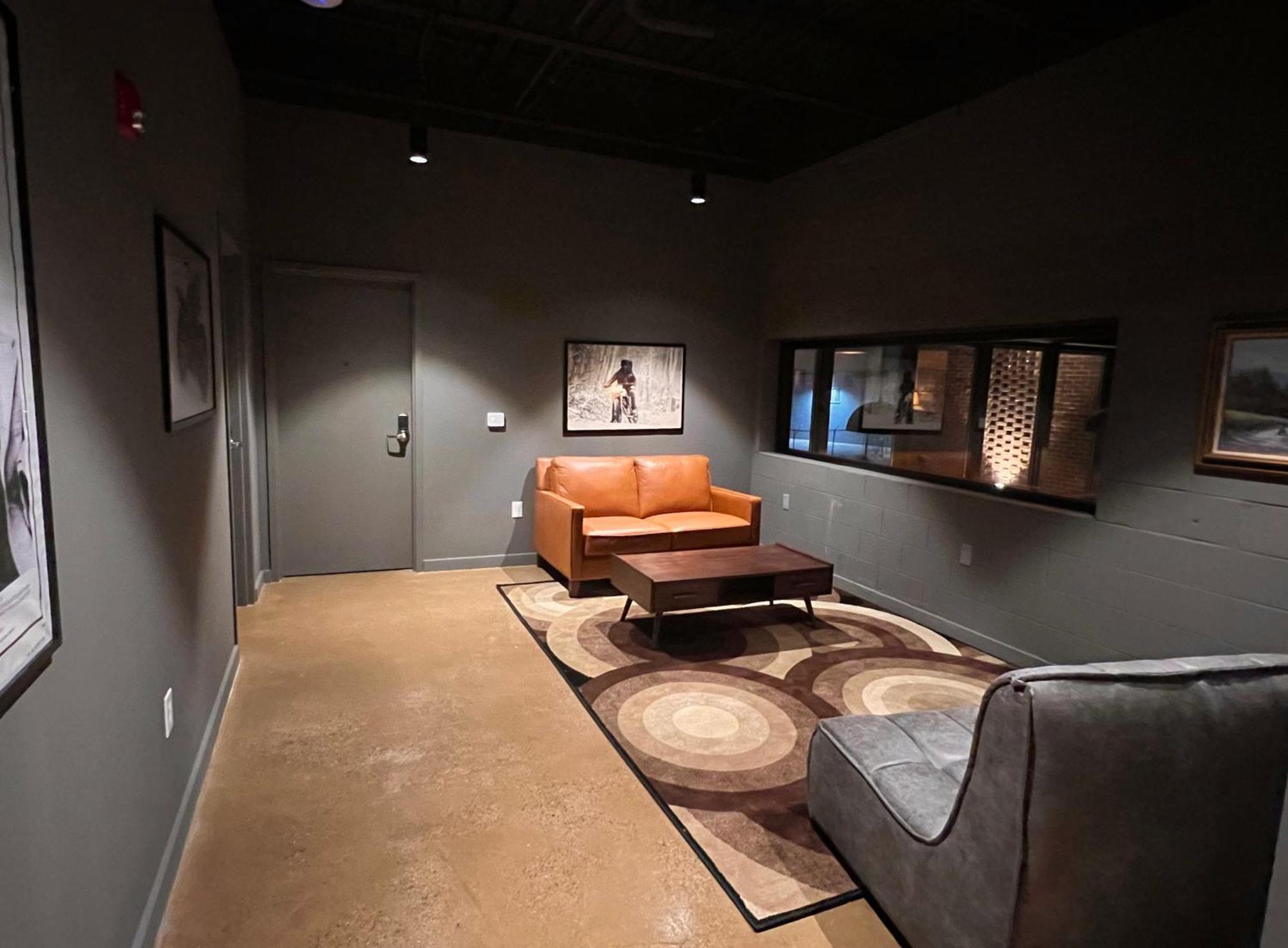 Classified Moto - The Frank Room Richmond Ngoại thất bức ảnh