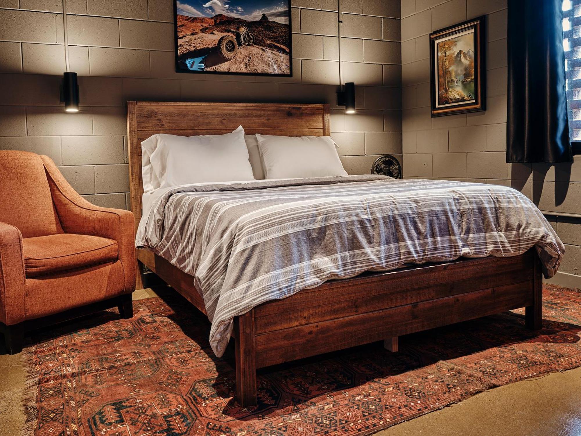 Classified Moto - The Frank Room Richmond Ngoại thất bức ảnh